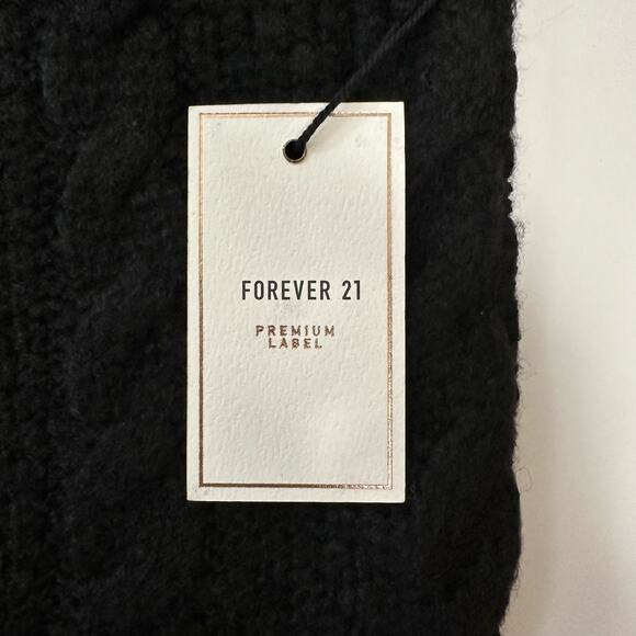 NWT Forever 21 Size 0X Black Knit Cardigan with Pearl & Gold Buttons - Picture 11 of 13